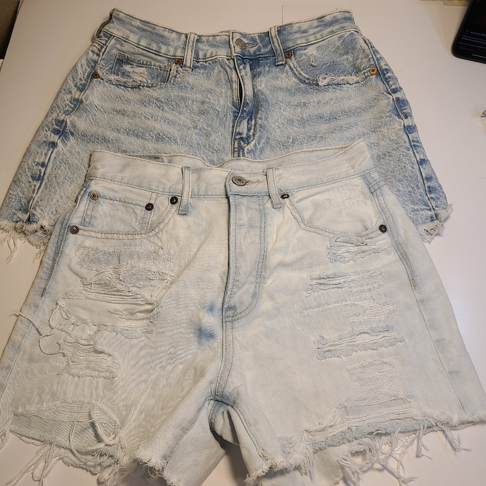 American Eagle Women’s Size 2 Distressed Denim Shorts Blue Lot Of 2